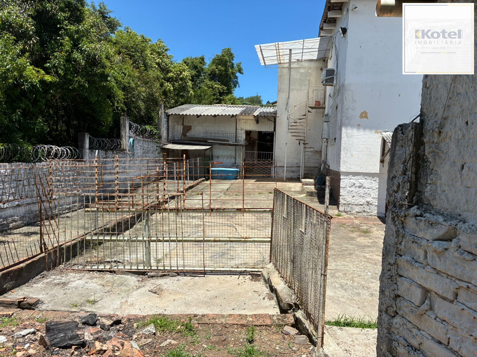 Casa 3 quartos à venda, 130m², Jardim Carvalho - Porto Alegre
