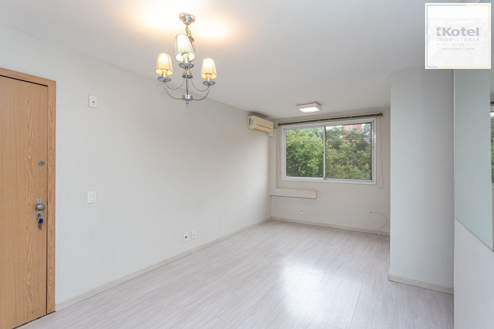 Apartamento de 3 dormitórios 1 vaga - Desocupado