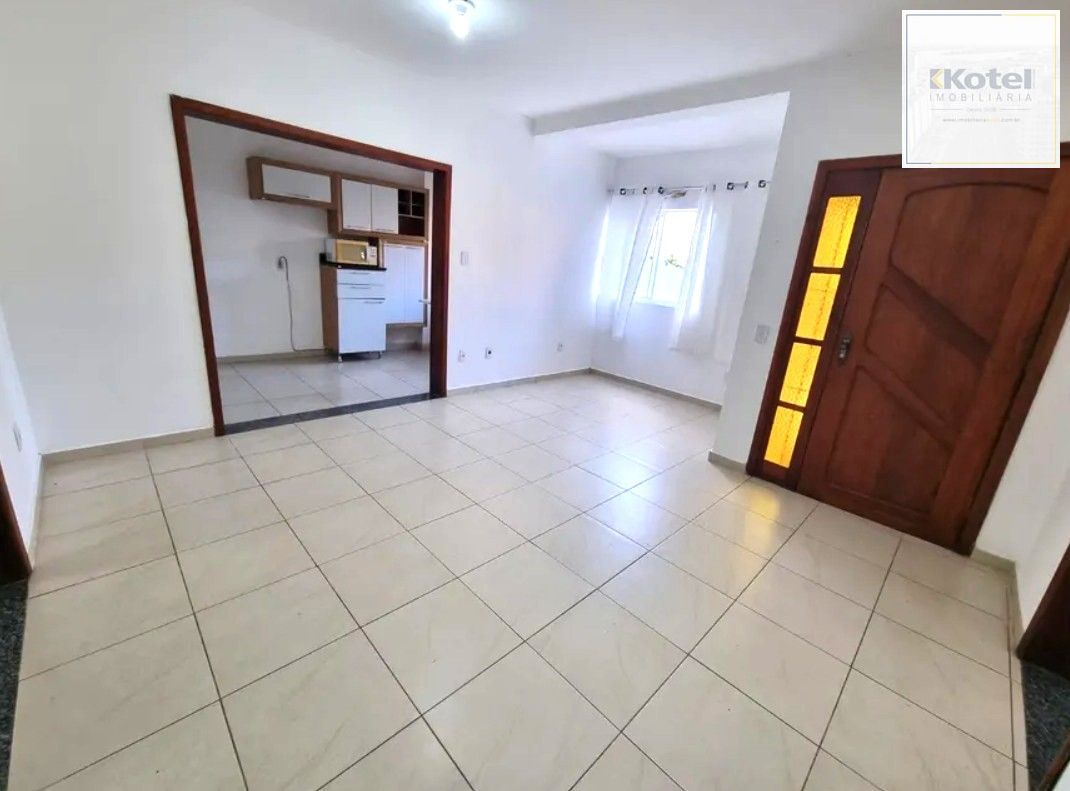 Casa sobrado no bairro Cristal de 3 domitórios e 3 vagas — foto 3