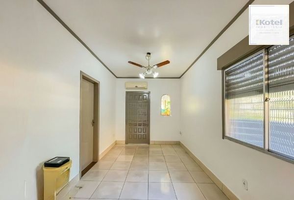 Casa no bairro Cavalhada de 3 dormitórios e 3 vagas — foto 4
