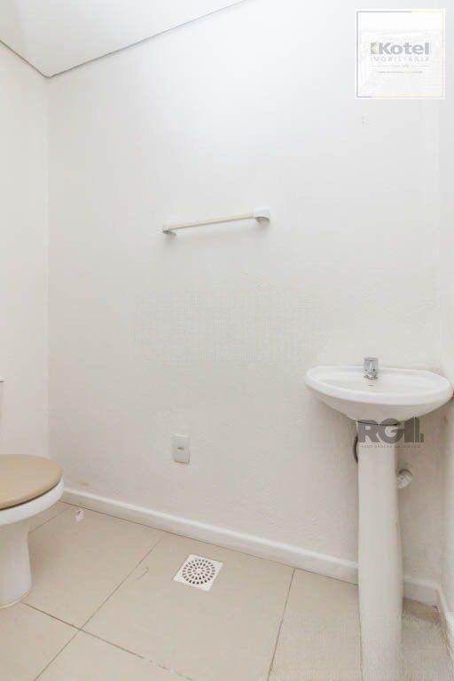 Sala Comercial à venda, 32m², São João - Porto Alegre