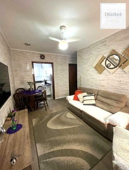 Apartamento térreo no Humaitá de 2 dormitórios e vaga