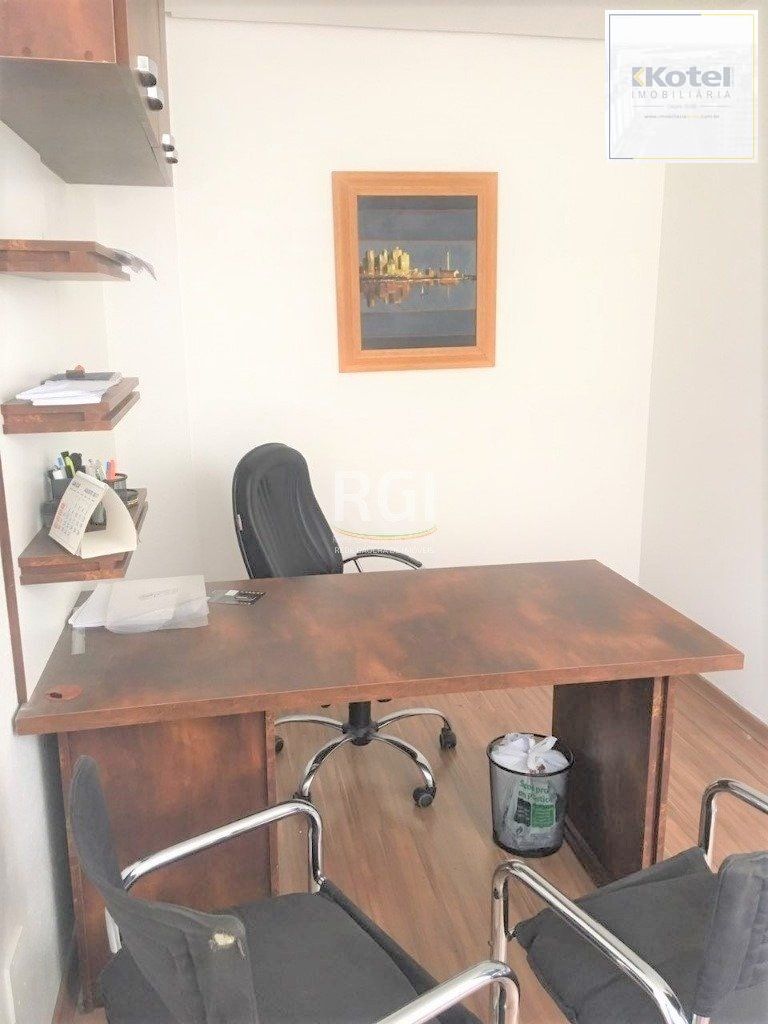 Conjunto / Sala com 40m² no bairro Floresta