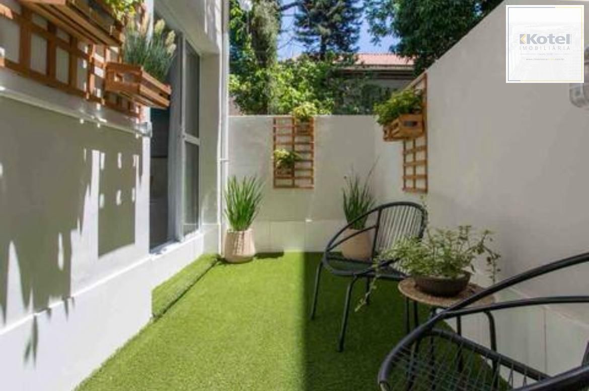 Apartamento Térreo com pátio na Cidade Baixa de 1 dormitório MOBILIADO