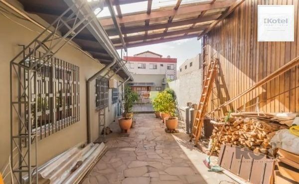 Casa 8 quartos à venda, 442m², Vila João Pessoa - Porto Alegre