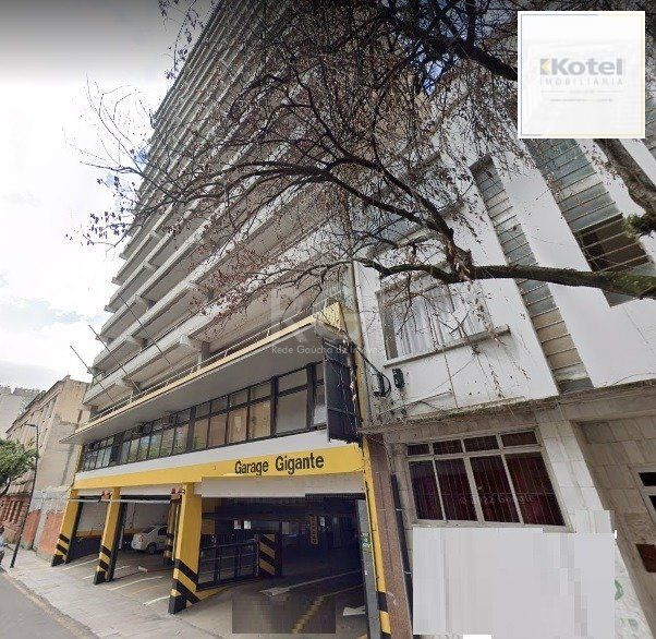 Box de garagem no Edifício Gigante no Centro — foto 4