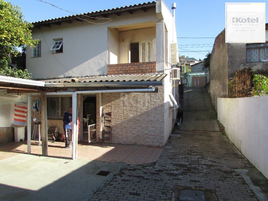 Casa para Venda - 180m², 3 dormitórios, 2 vagas - Jardim Carvalho