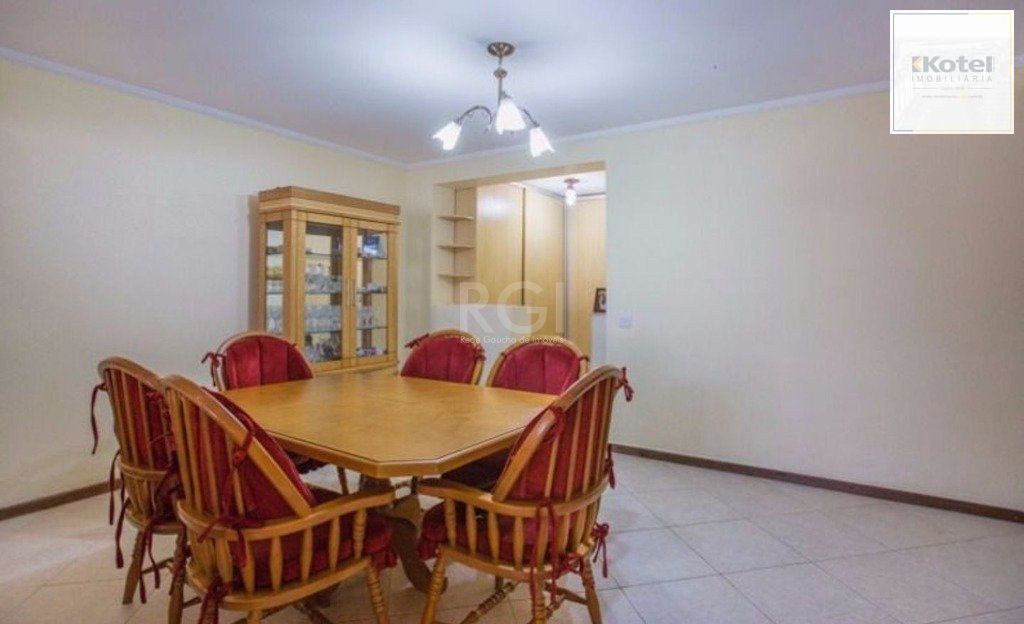 Casa para Venda - 309m², 3 dormitórios, sendo 1 suites, 3 vagas - Medianeira — foto 2