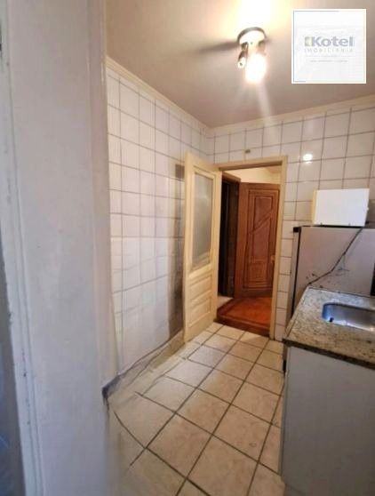 Apartamento no Centro de 1 dormitório DESOCUPADO — foto 4