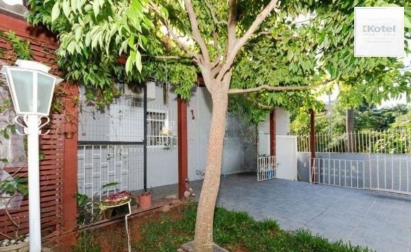 Casa no bairro Tristeza de 4 dormitórios e 4 vagas — foto 2