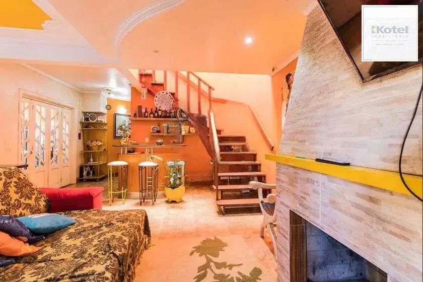 Casa 4 quartos à venda, 230m², Jardim Leopoldina - Porto Alegre