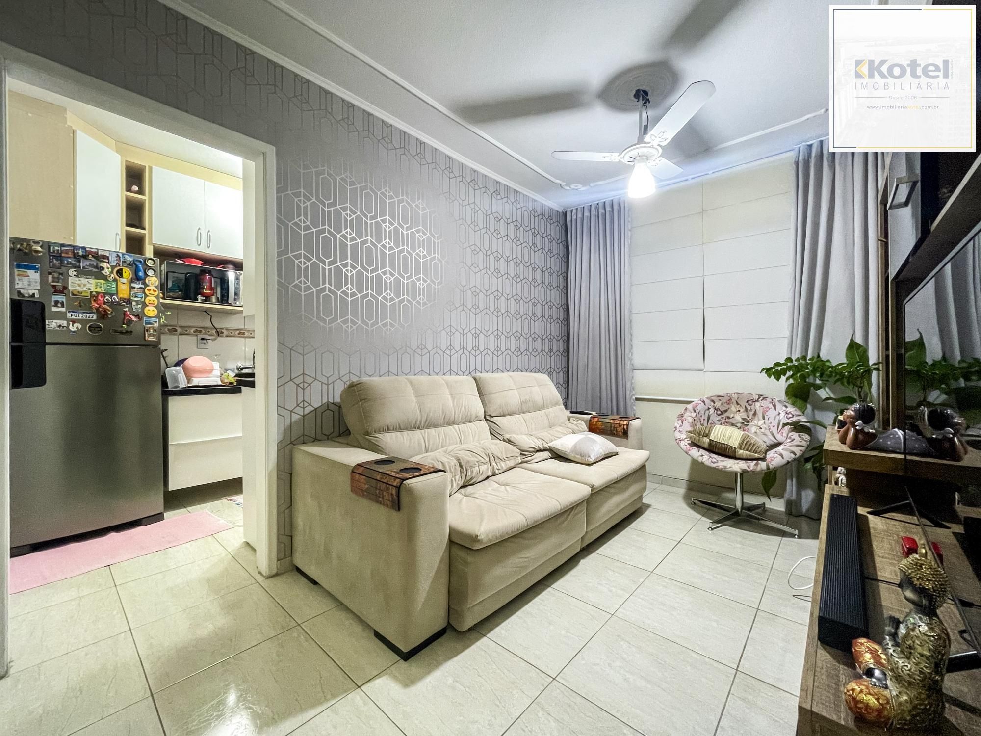 Apartamento no bairro Cristal de 2 dormitórios e vaga — foto 2