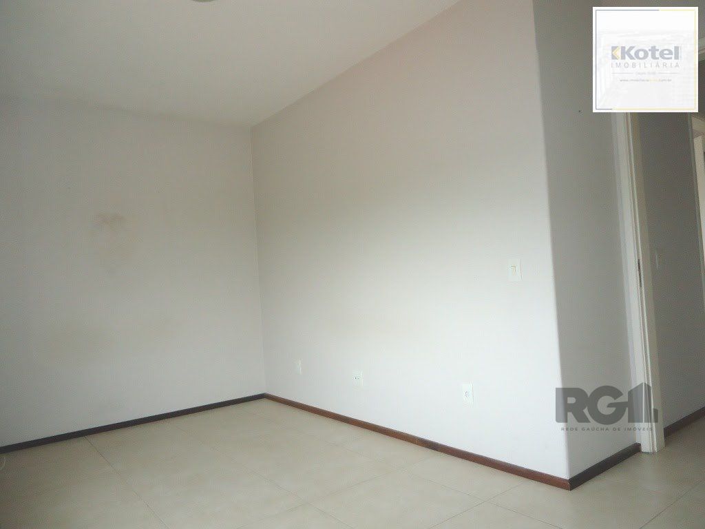Apartamento de 2 dormitórios e vaga no Jardim do Salso