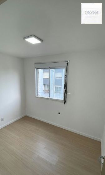 Apartamento no bairro Cristal de 2 dormitórios infra e vaga DESOCUPADO — foto 5