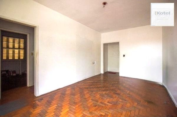 Apartamento de 3 dormitórios no bairro Santana DESOCUPADO — foto 3