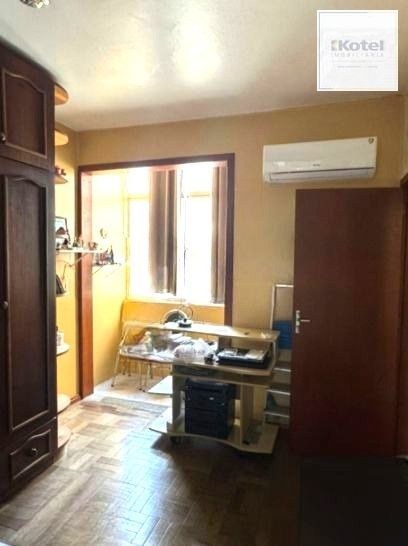 Apartamento no Centro de 2 dormitórios DESOCUPADO — foto 5