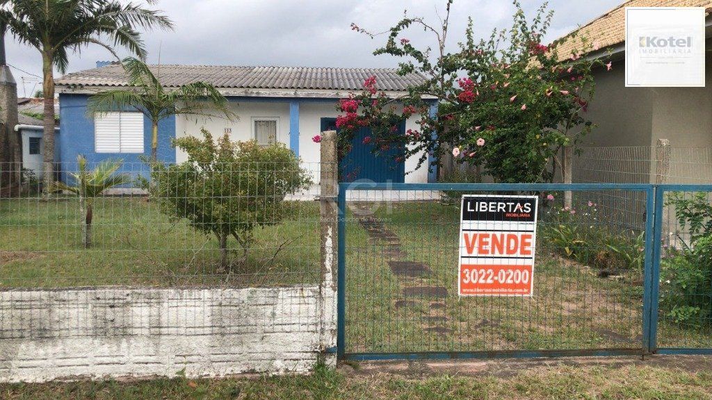 Sítio para Venda - 871m², 1 dormitório, 2 vagas - Itapuã