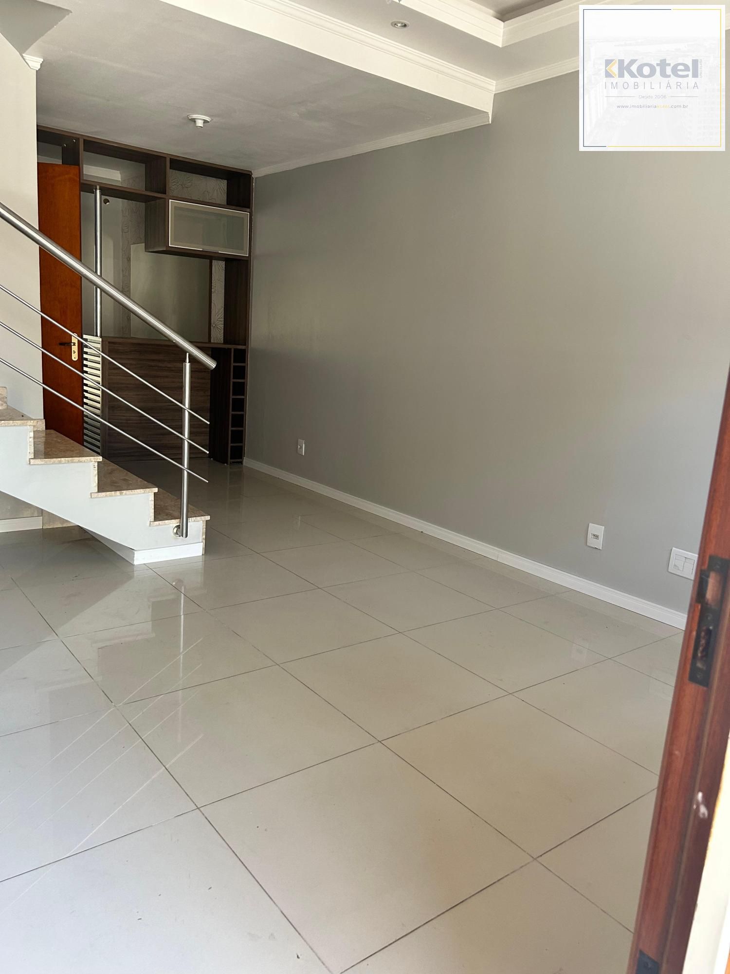 Casa sobrado no bairro São José em Canoas de 2 dormitórios