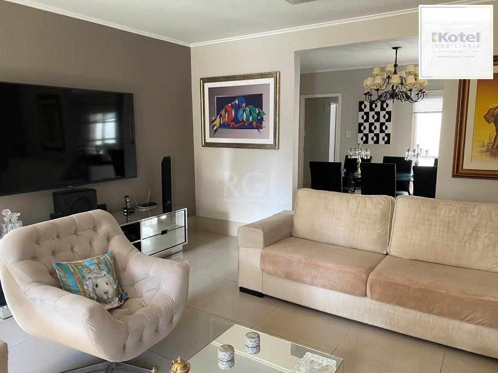 Casa para Venda - 323m², 4 dormitórios, sendo 2 suites, 3 vagas - Jardim Itu