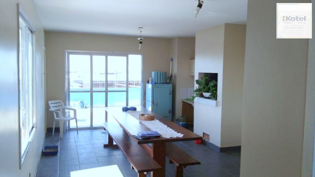 Predio para Venda - 347.11m², 6 dormitórios, 6 vagas - Navegantes