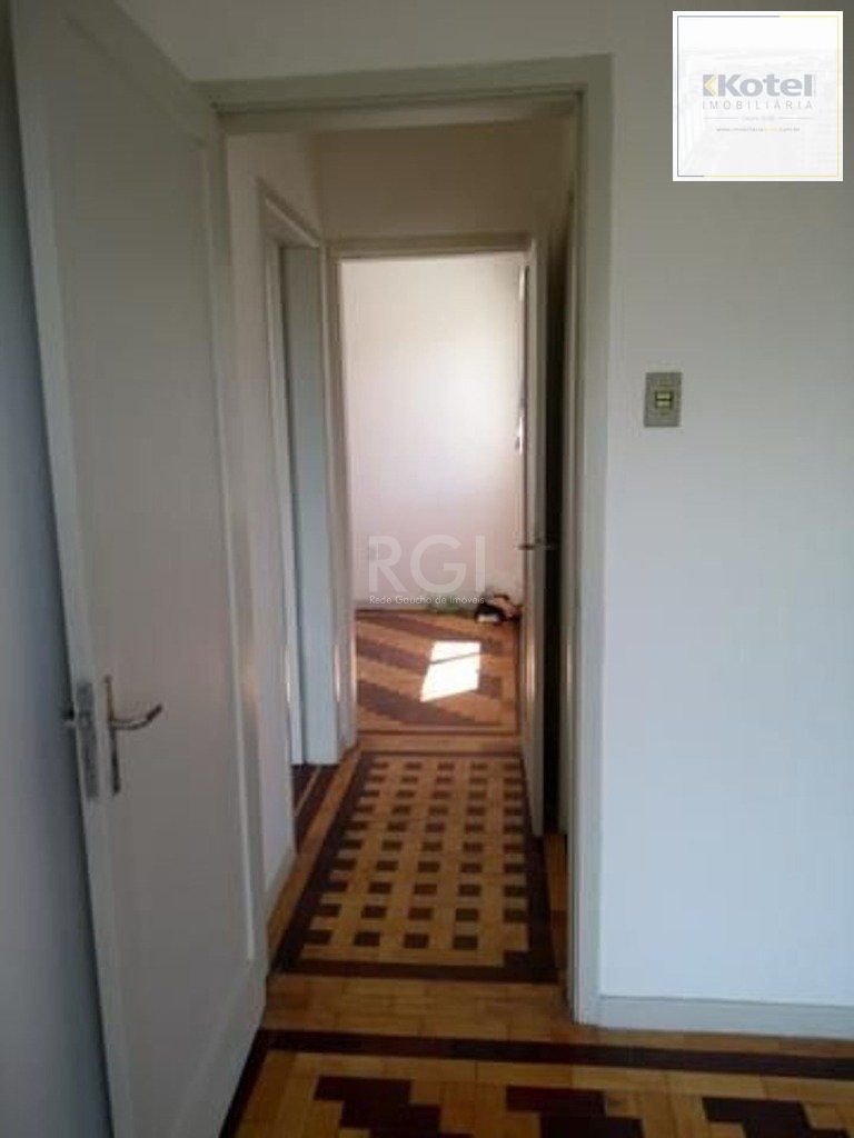 Apartamento de 2 dormitórios, Petrópolis Desocupado — foto 4
