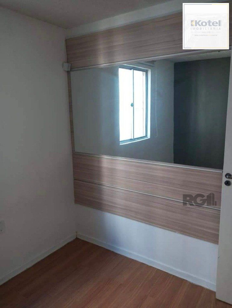 Apartamento 02 dormitórios e vaga rotativa, no bairro Jardim Leopoldina, em Porto Alegre, RS.