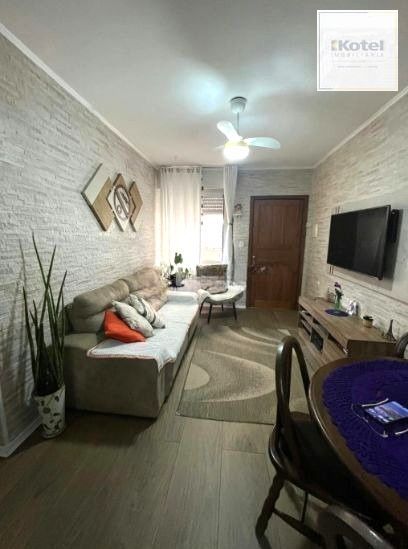 Apartamento térreo no Humaitá de 2 dormitórios e vaga
