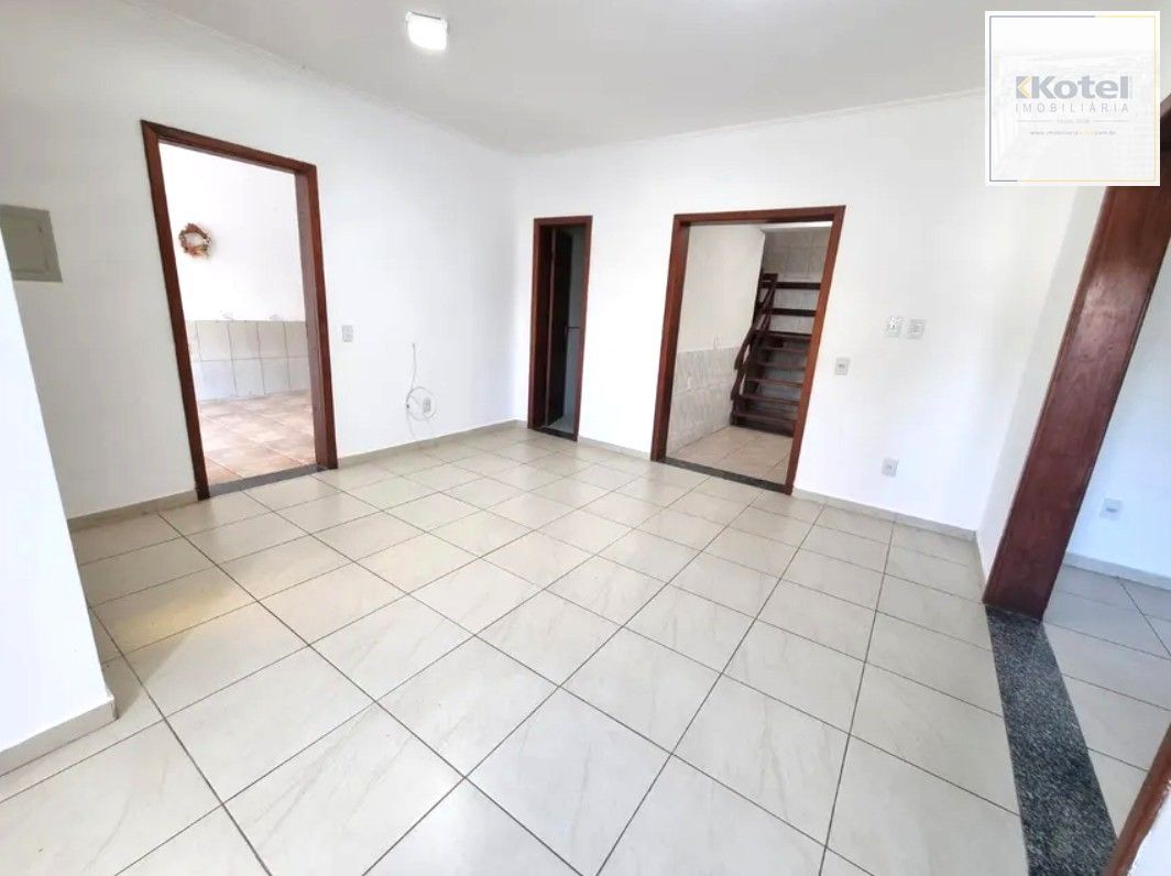 Casa sobrado no bairro Cristal de 3 domitórios e 3 vagas — foto 5