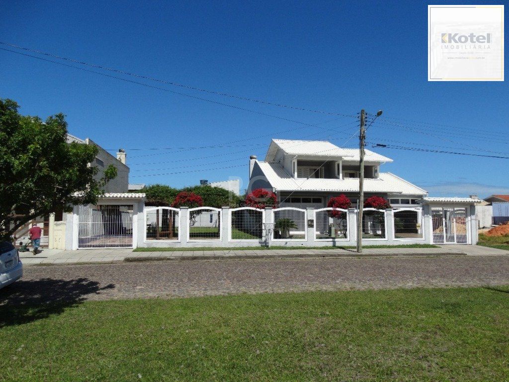 Casa para Venda 3 dormitórios 2 vagas - Capão Novo