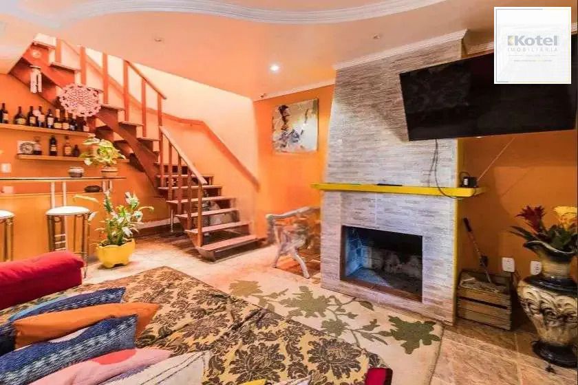 Casa 4 quartos à venda, 230m², Jardim Leopoldina - Porto Alegre