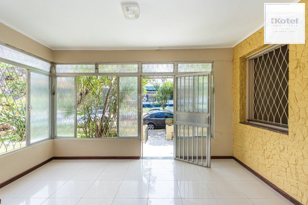 Casa para Venda - 740m², 5 dormitórios, sendo 1 suites, 3 vagas - Vila Assunção — foto 3