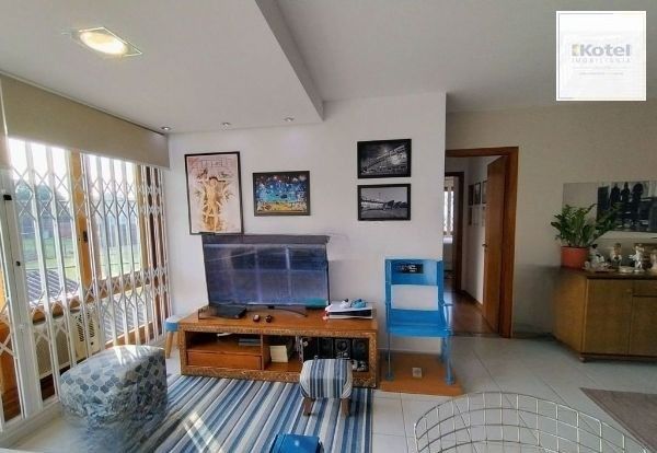 Apartamento no bairro Teresópolis de 2 dormitórios e vaga — foto 4
