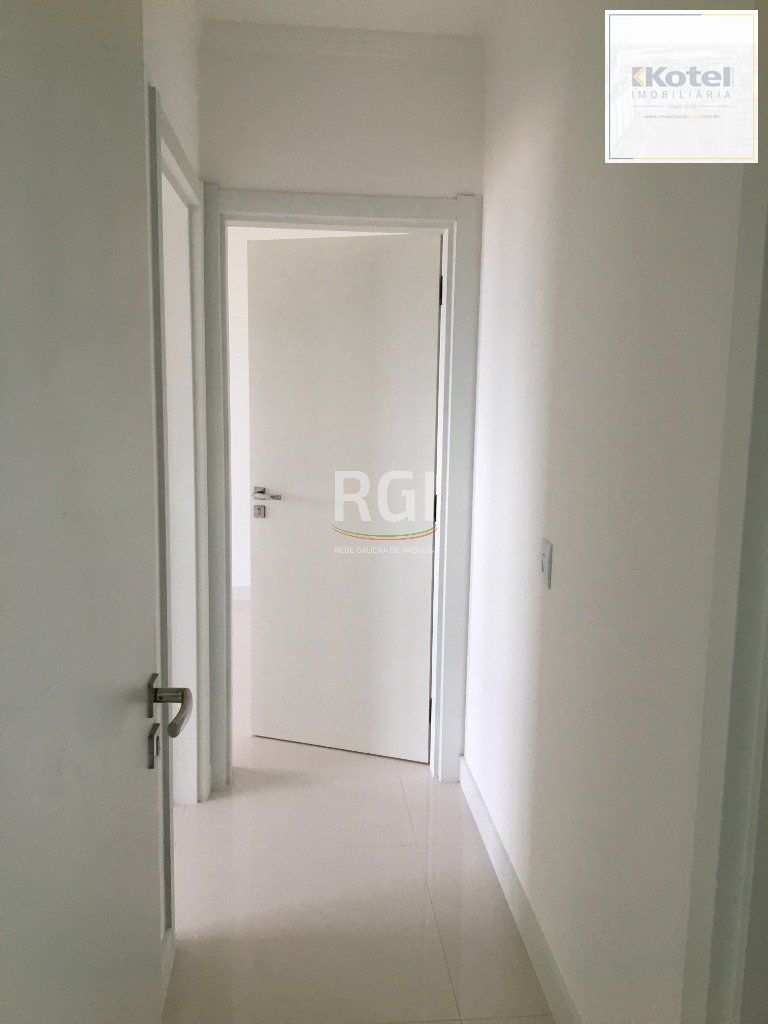 Apartamento para Venda - 83.37m², 3 dormitórios, sendo 2 suites, 2 vagas - Centro
