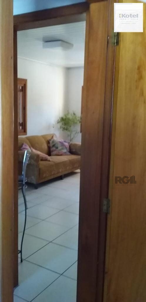 Casa 02 dormitórios, no bairro Parque Ipiranga, em Gravataí, RS.