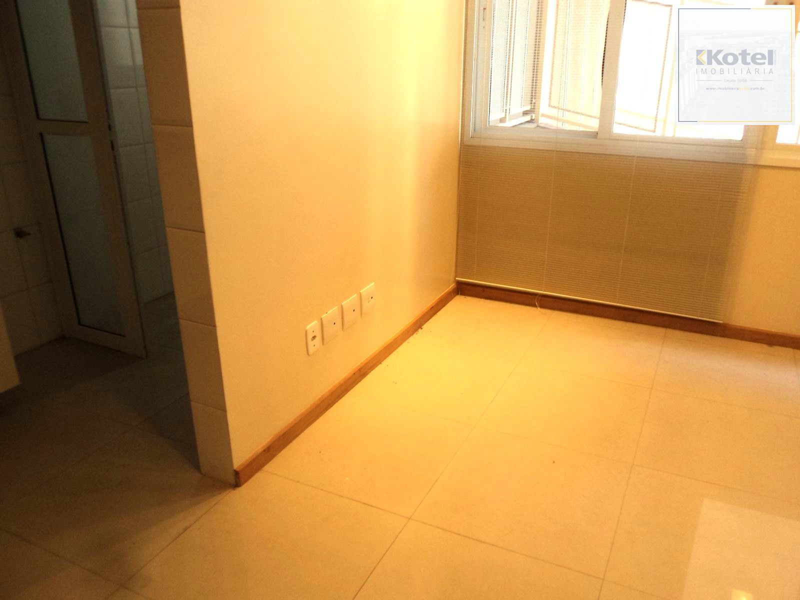 Apartamento no Bom Fim de 2 dormitórios e vaga — foto 4
