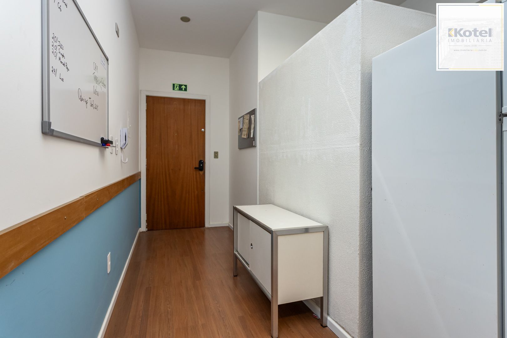 Sala Comercial, 1 sala, à venda, 37 m², Petrópolis - Porto Alegre — foto 2