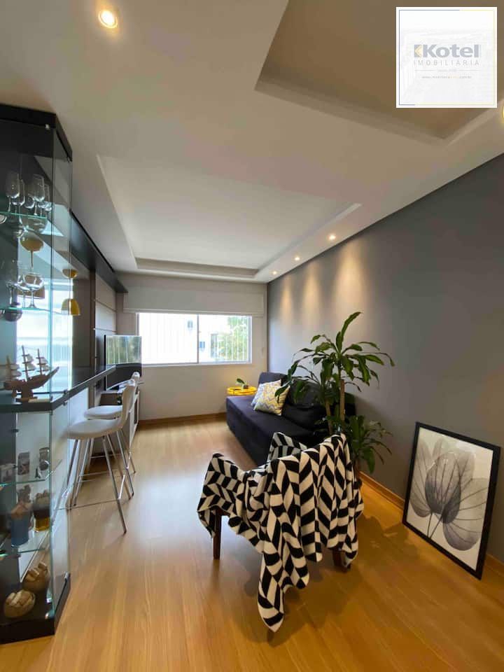 Apartamento no bairro Cristal de 1 dormitório REFORMADO E MOBILIADO