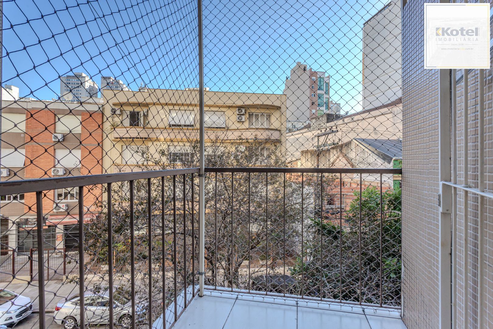 Apartamento no Centro de 1 dormitório DESOCUPADO