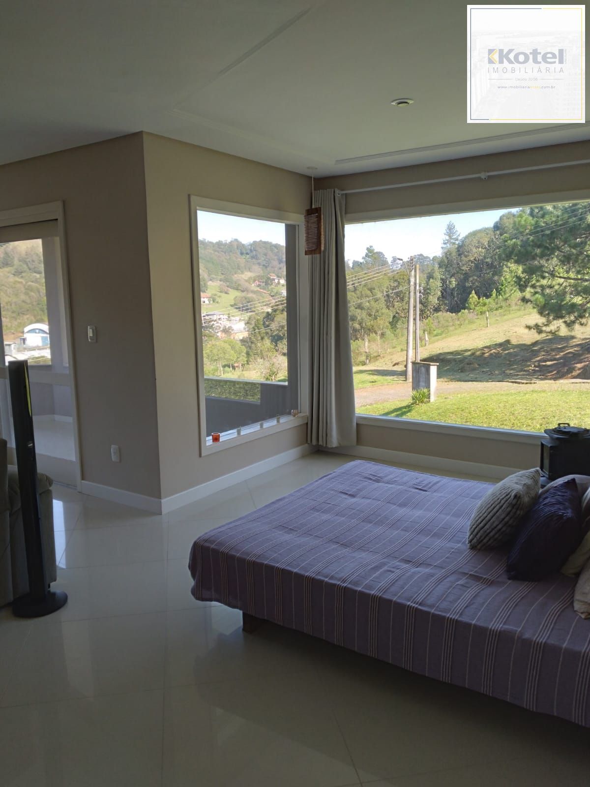 CASA COM 3 DORMIT — foto 4