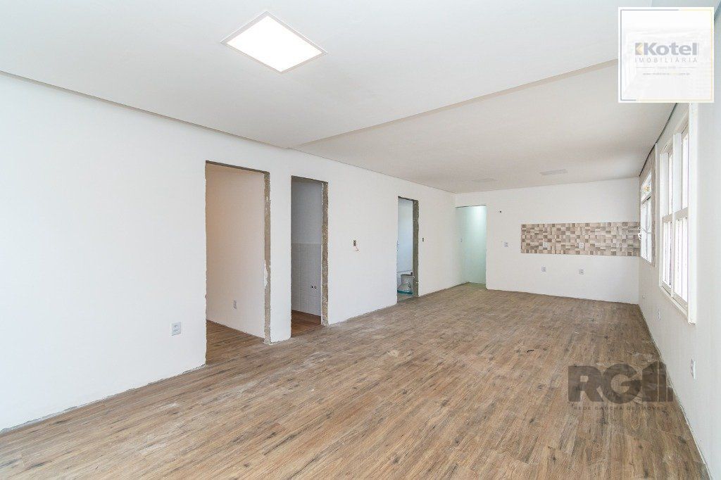 Casa no bairro Cristal de 3 dormitórios — foto 4