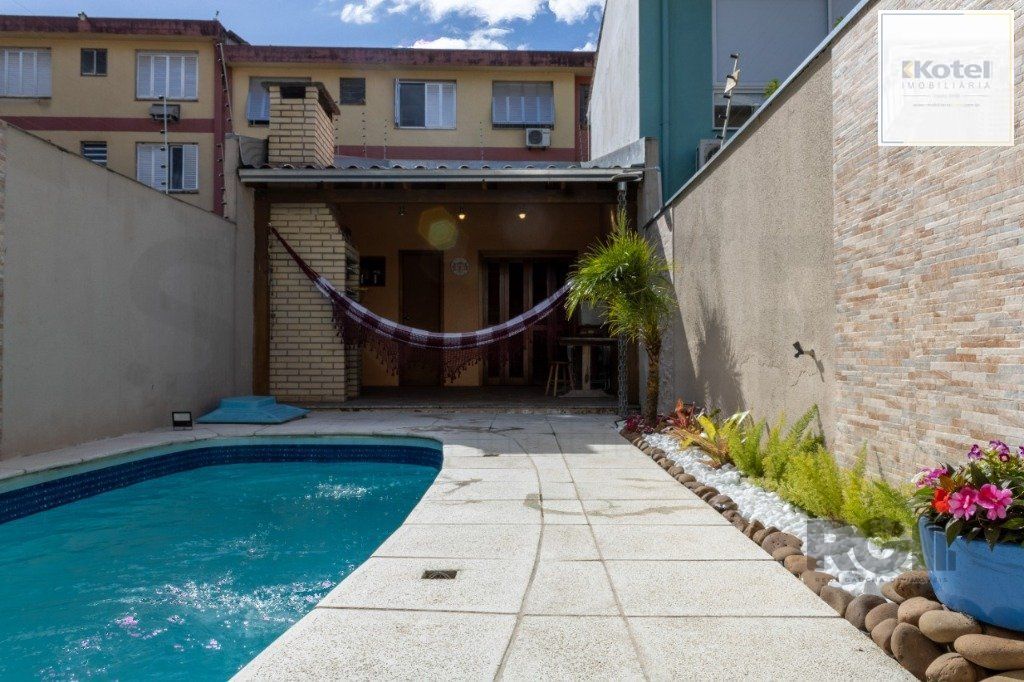 Casa para Venda 3 dormitórios no Partenon