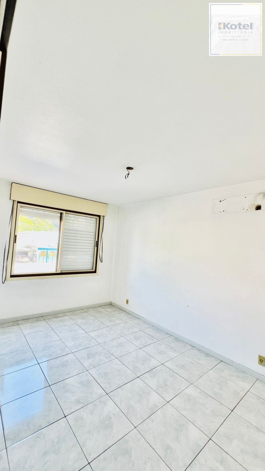 Apartamento no bairro Teresópolis de 2 dormitórios DESOCUPADO — foto 3