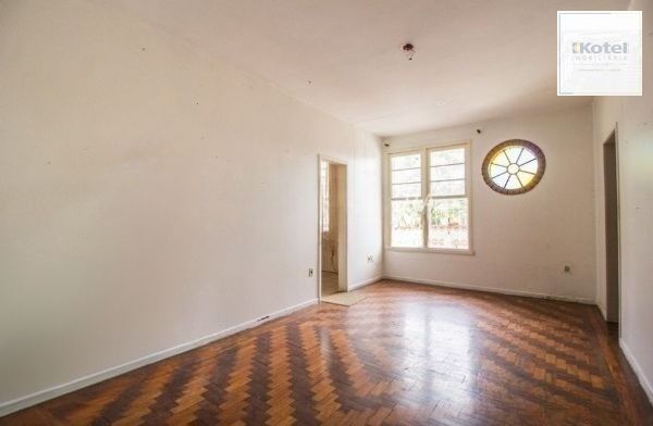 Apartamento de 3 dormitórios no bairro Santana DESOCUPADO — foto 2