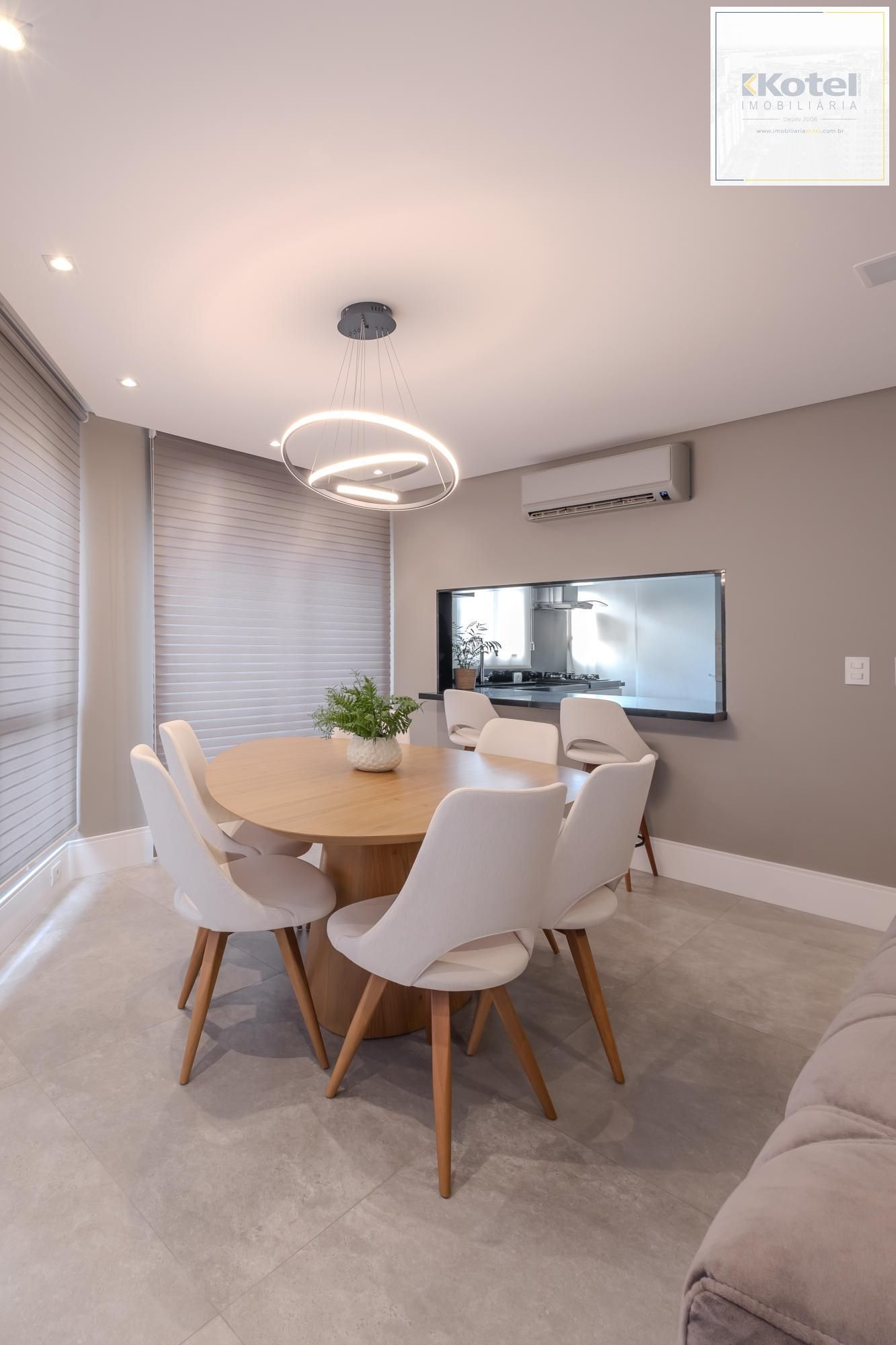 Lindo apartamento , todo mobiliado,com vista permanente