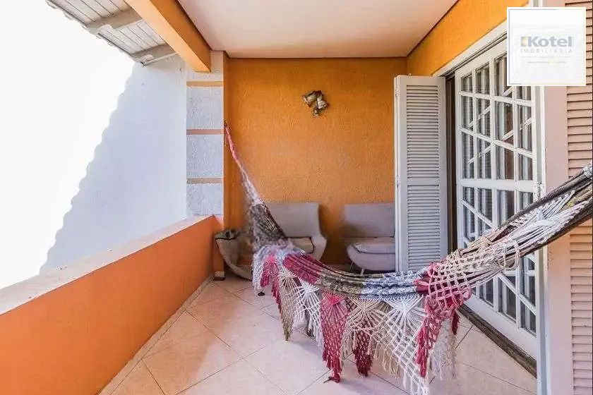 Casa 4 quartos à venda, 230m², Jardim Leopoldina - Porto Alegre