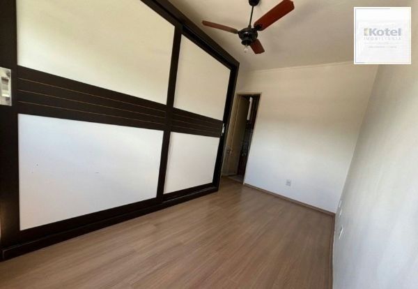 Apartamento no Alto Petrópolis de 1 dormitório e vaga DESOCUPADO