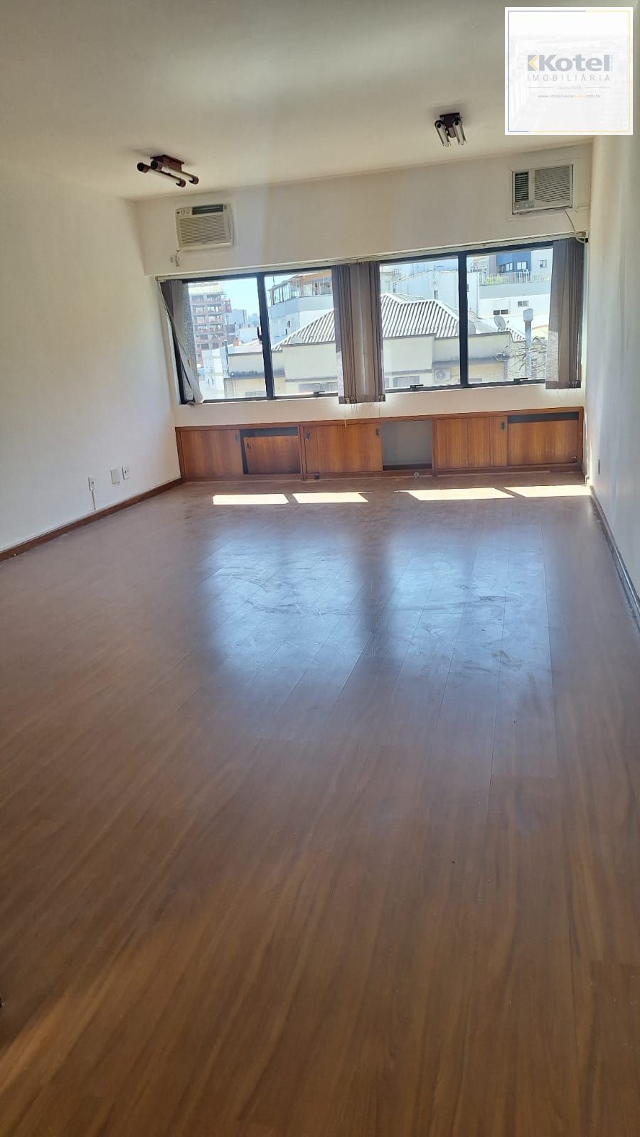 Sala Comercial 1 quartos à venda, 41m², Petrópolis - Porto Alegre
