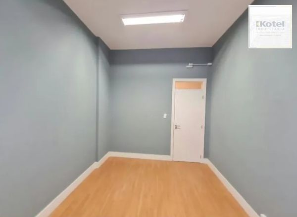 Sala Comercial no Edifício Consórcio no Centro