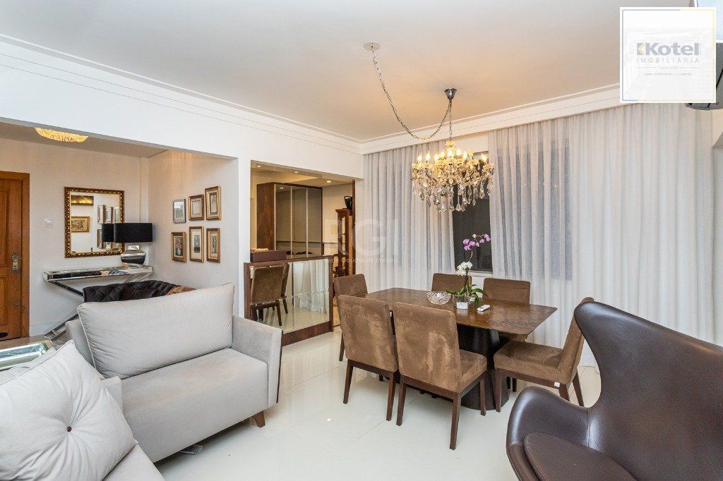 Apartamento no Centro - 2 dormitórios - reformado e mobiliado