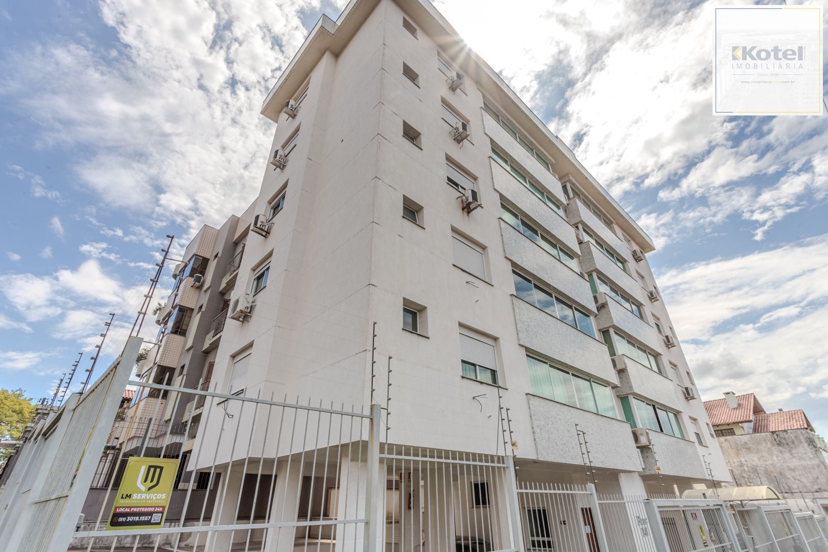 Ótimo apartamento Dois Dormitórios Jardim Planalto
